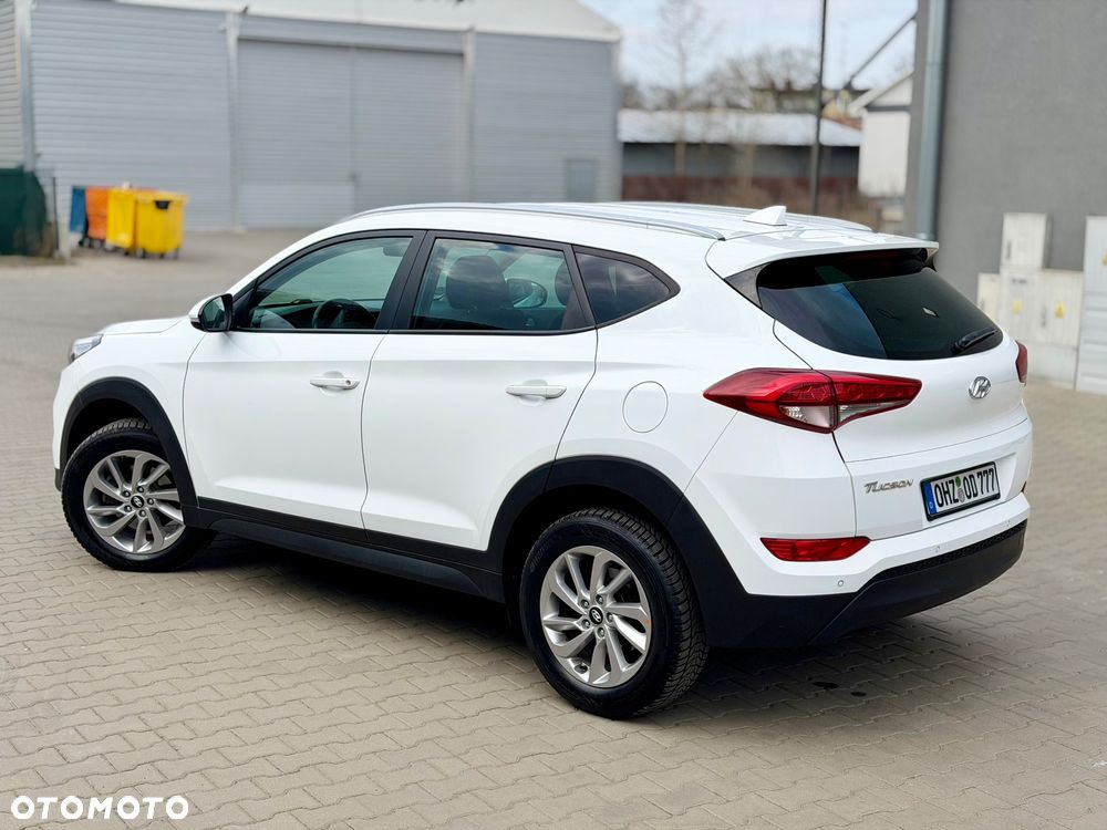Hyundai Tucson 1.6 GDi 2WD Select - 8