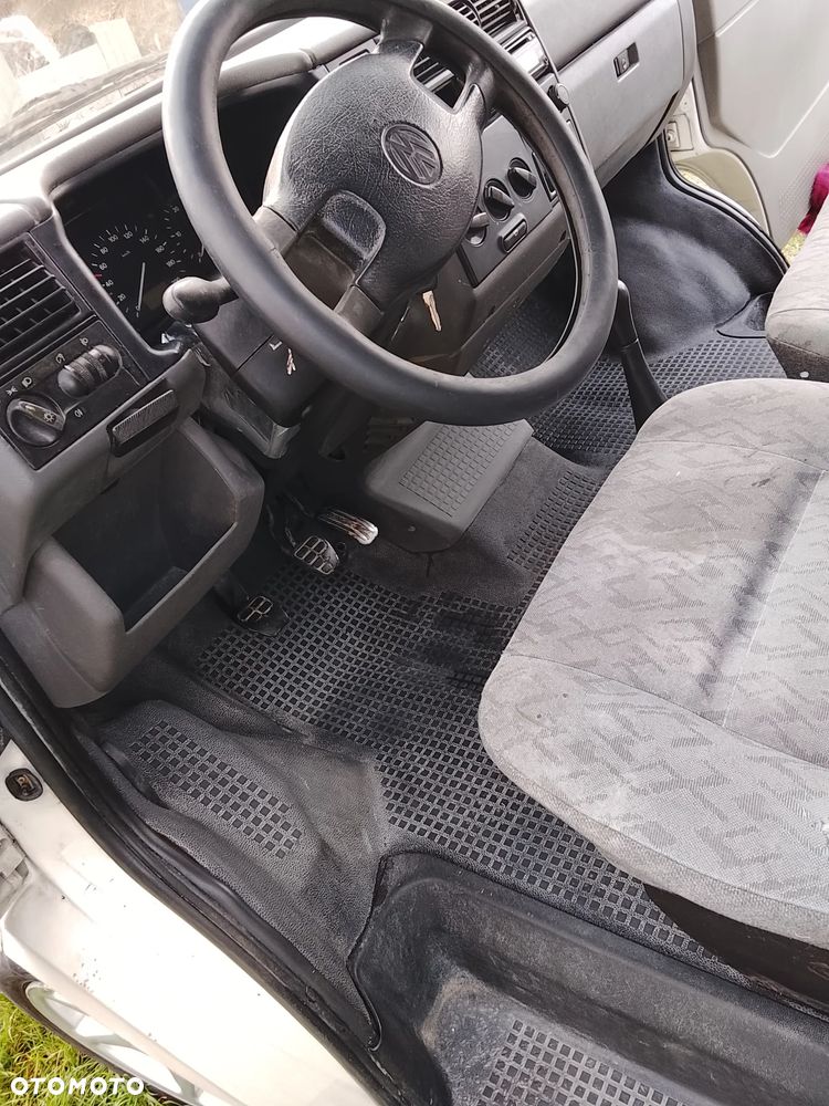 Volkswagen Transporter Standard - 3