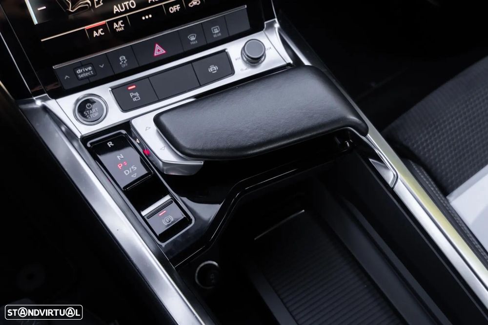Audi e-tron Sportback 55 quattro S line - 23
