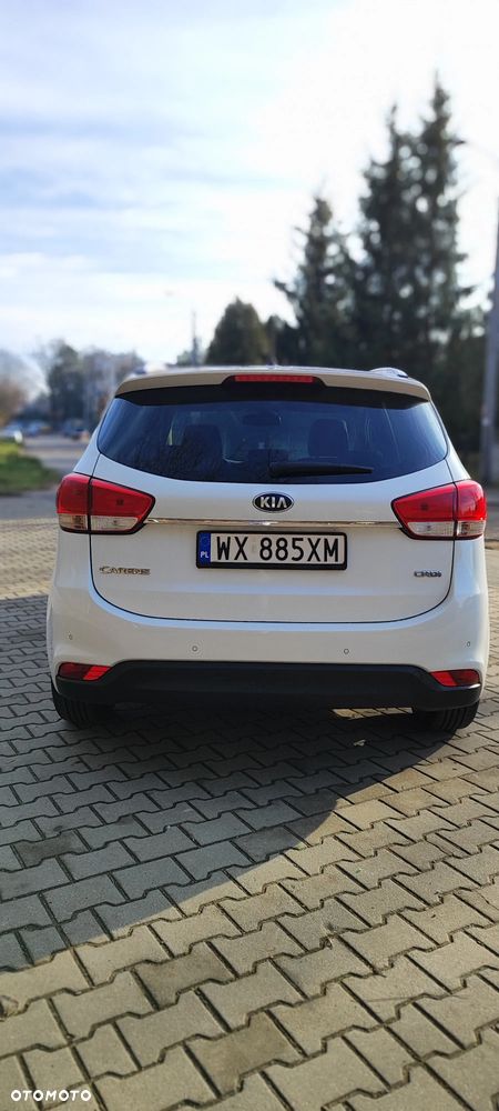 Kia Carens - 5