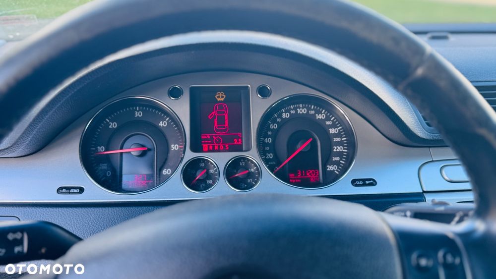 Volkswagen Passat 2.0 TDI DPF Comfortline DSG - 8