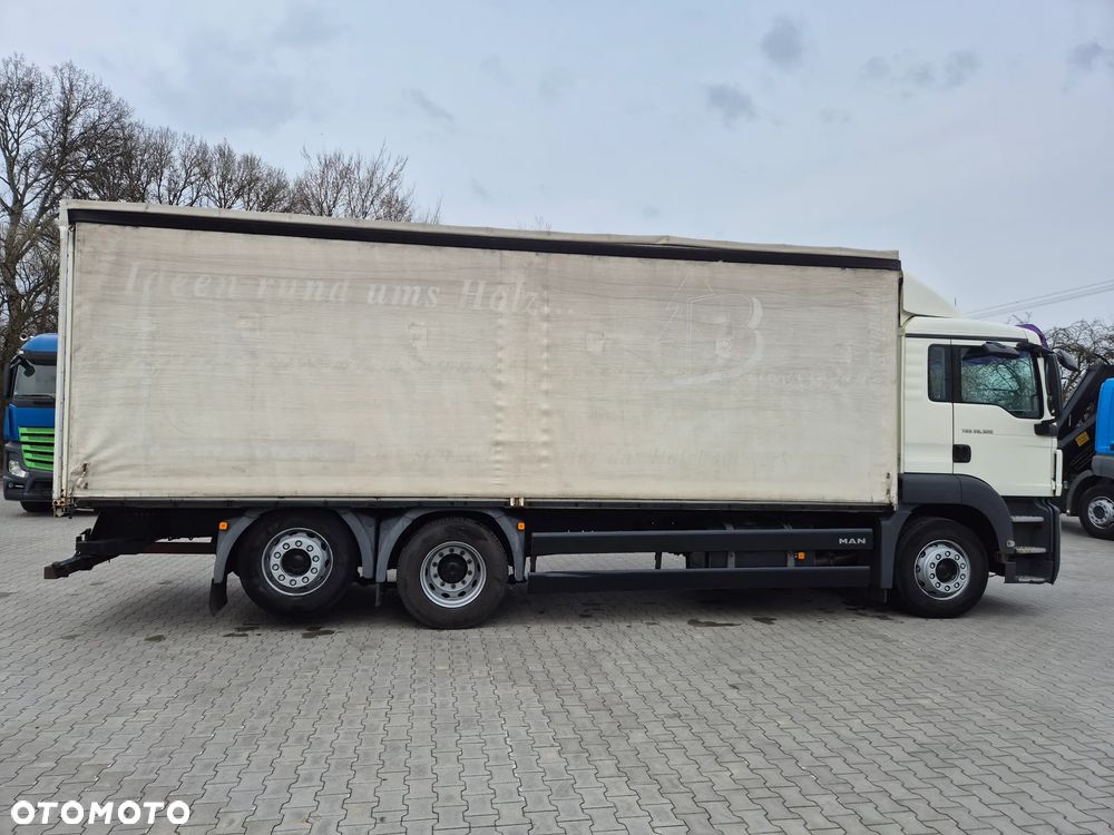 MAN TGS 26.320 6X2 skrętna oś - 4