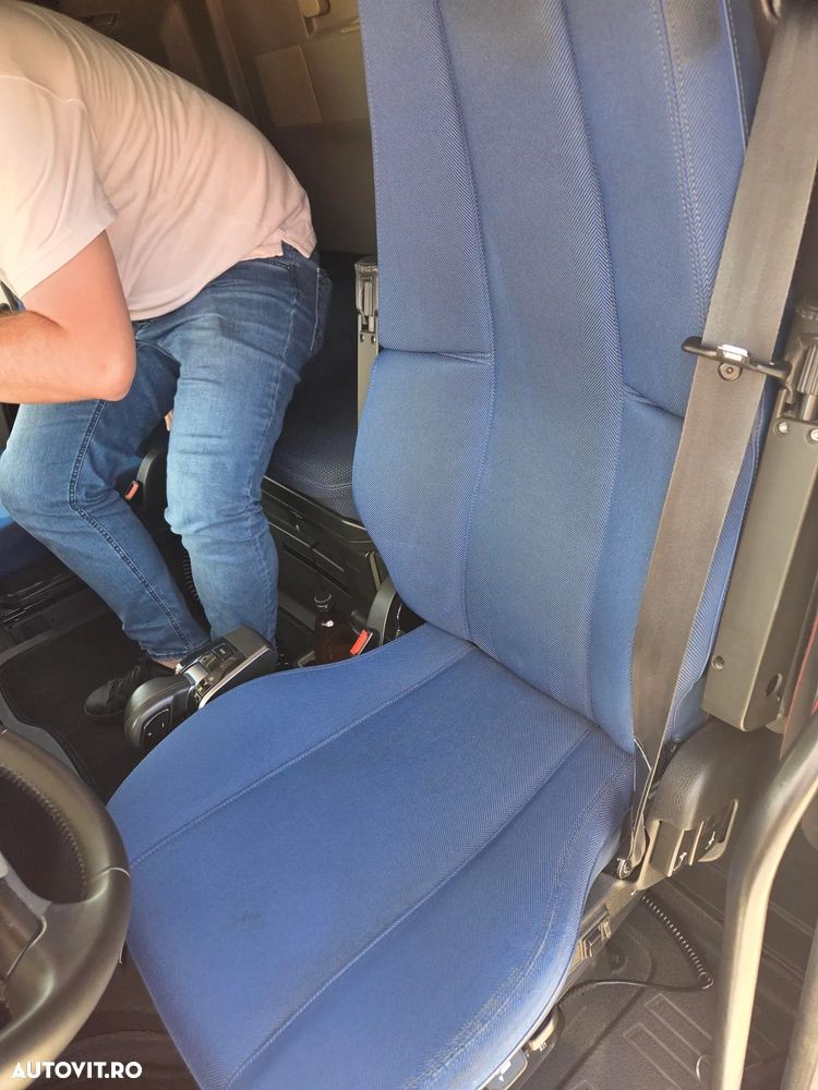 Volvo FH 500, 2022, 543.610km, rulata in GERMANIA, 2 paturi, Aeropachet spoilere cabina, spoilere sasiu, 2 rezervoare, Frigider, Aer conditionat STATIONARE, CIV, anv Michelin 70% ok, Automata, Navigatie, posibilitate leasing-PROMOTIE 53.900 EUR+Tva - 27