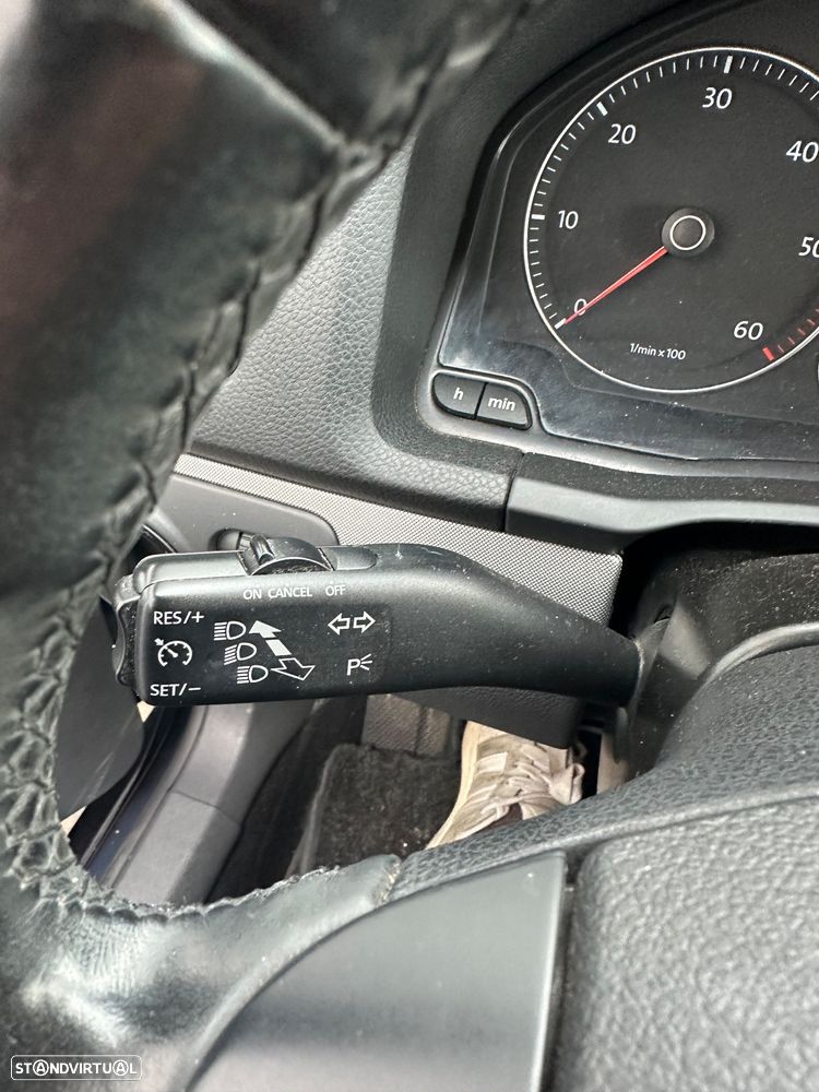 VW Golf Variant 2.0 TDi Confortline DSG - 21