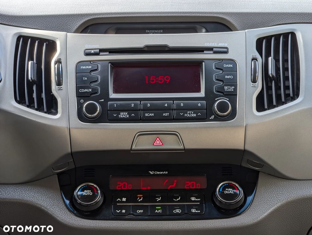 Kia Sportage 1.6 GDI Business Line L 2WD - 29