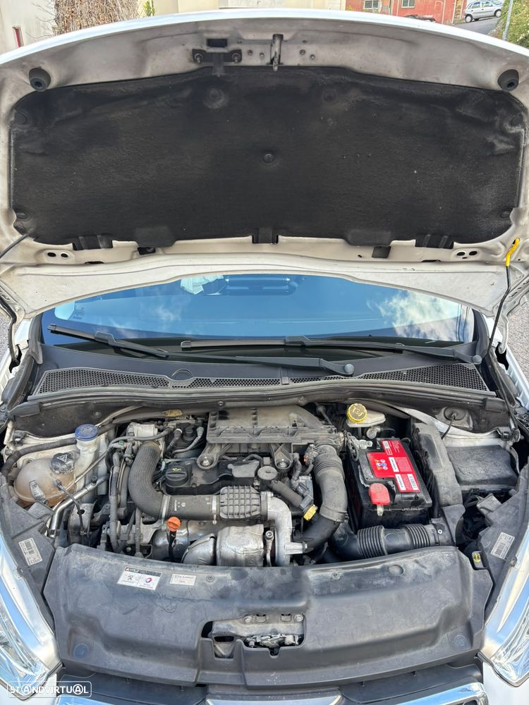 Peugeot 208 1.4 HDi - 4