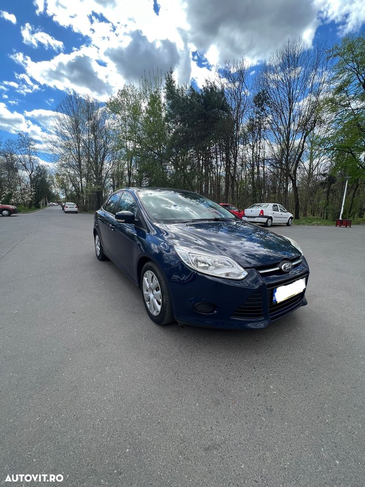 Ford Focus 1.6 TDCi DPF SYNC Edition - 3