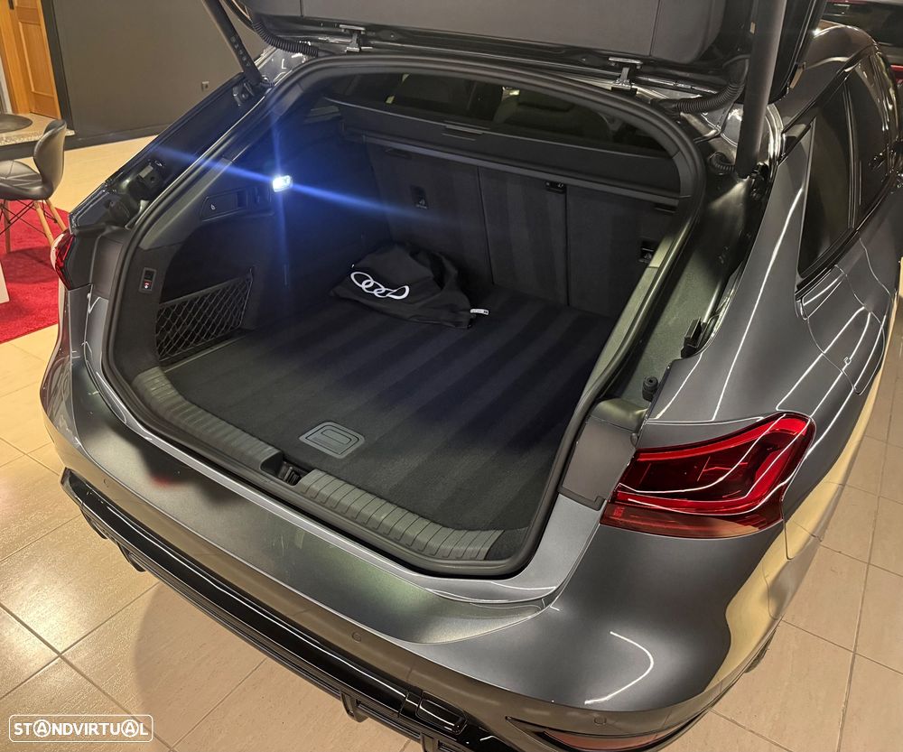 Audi A6 Avant e-tron performance edition one grey - 58