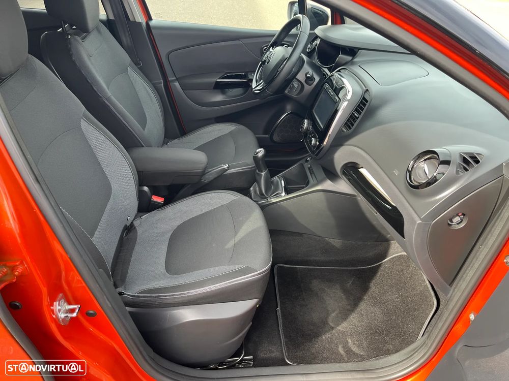 Renault Captur 0.9 TCE Exclusive - 17