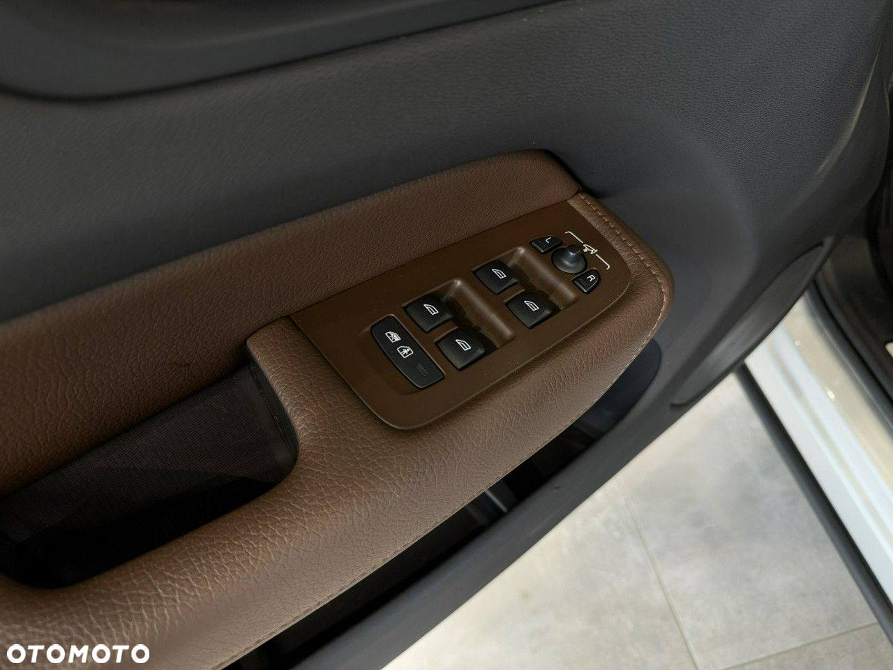 Volvo XC 60 - 18