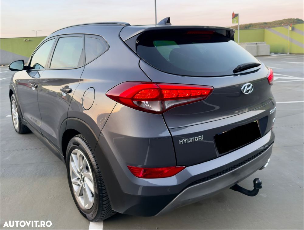 Hyundai Tucson - 4