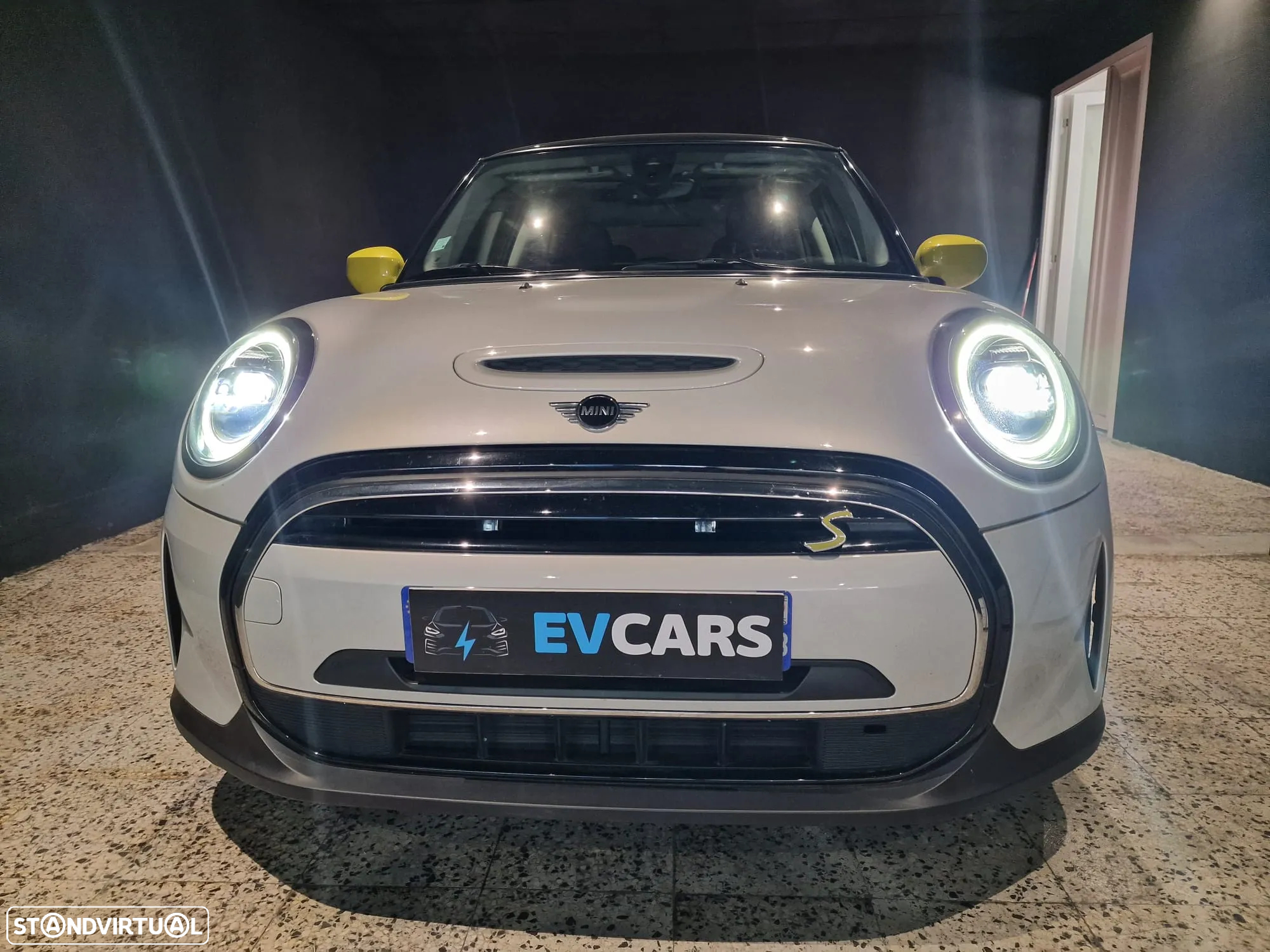 MINI 3 Portas Cooper SE Camden Edition - 18