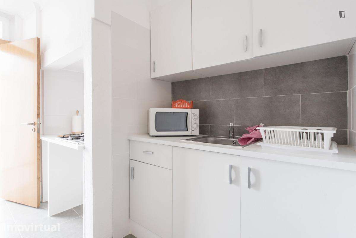 Quarto - localizado em Arroios Lisbon - Grande imagem: 3/15