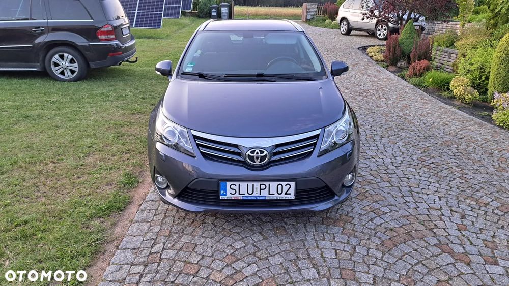 Toyota Avensis 1.8 Premium - 2