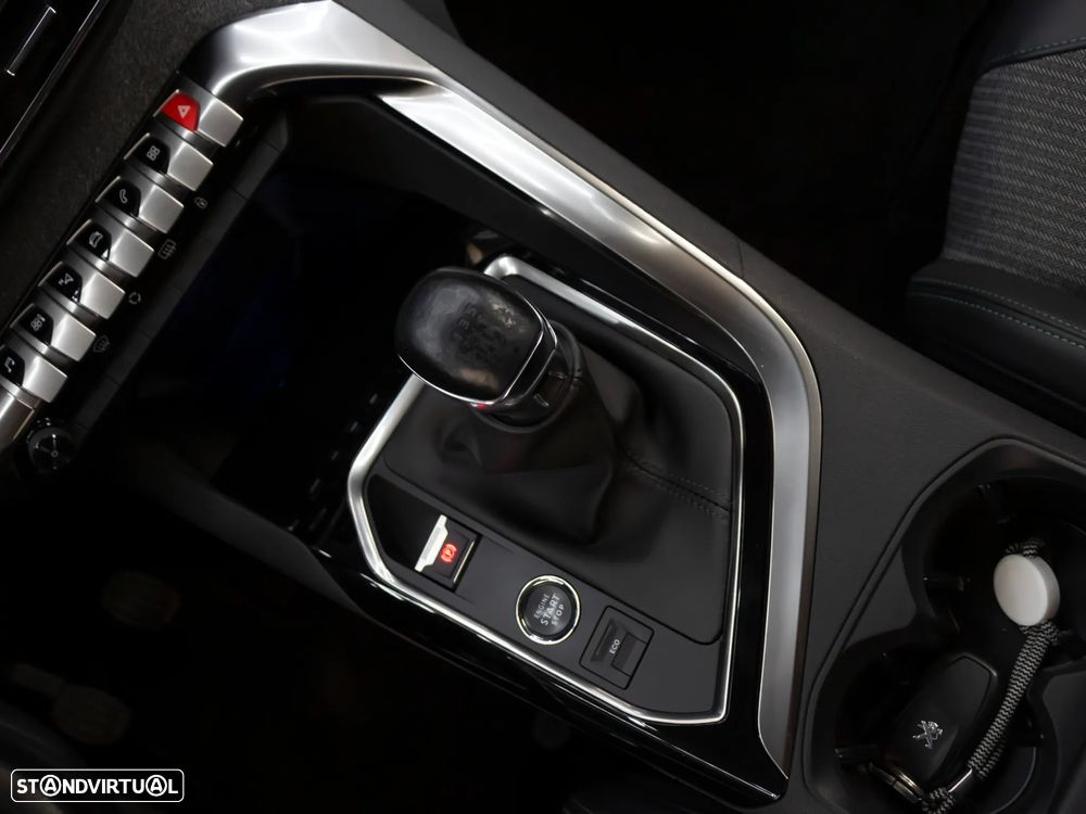 Peugeot 3008 1.2 PureTech Allure - 35