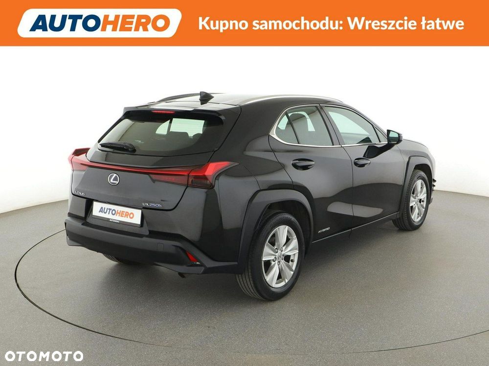 Lexus UX 250h Business Edition - 8