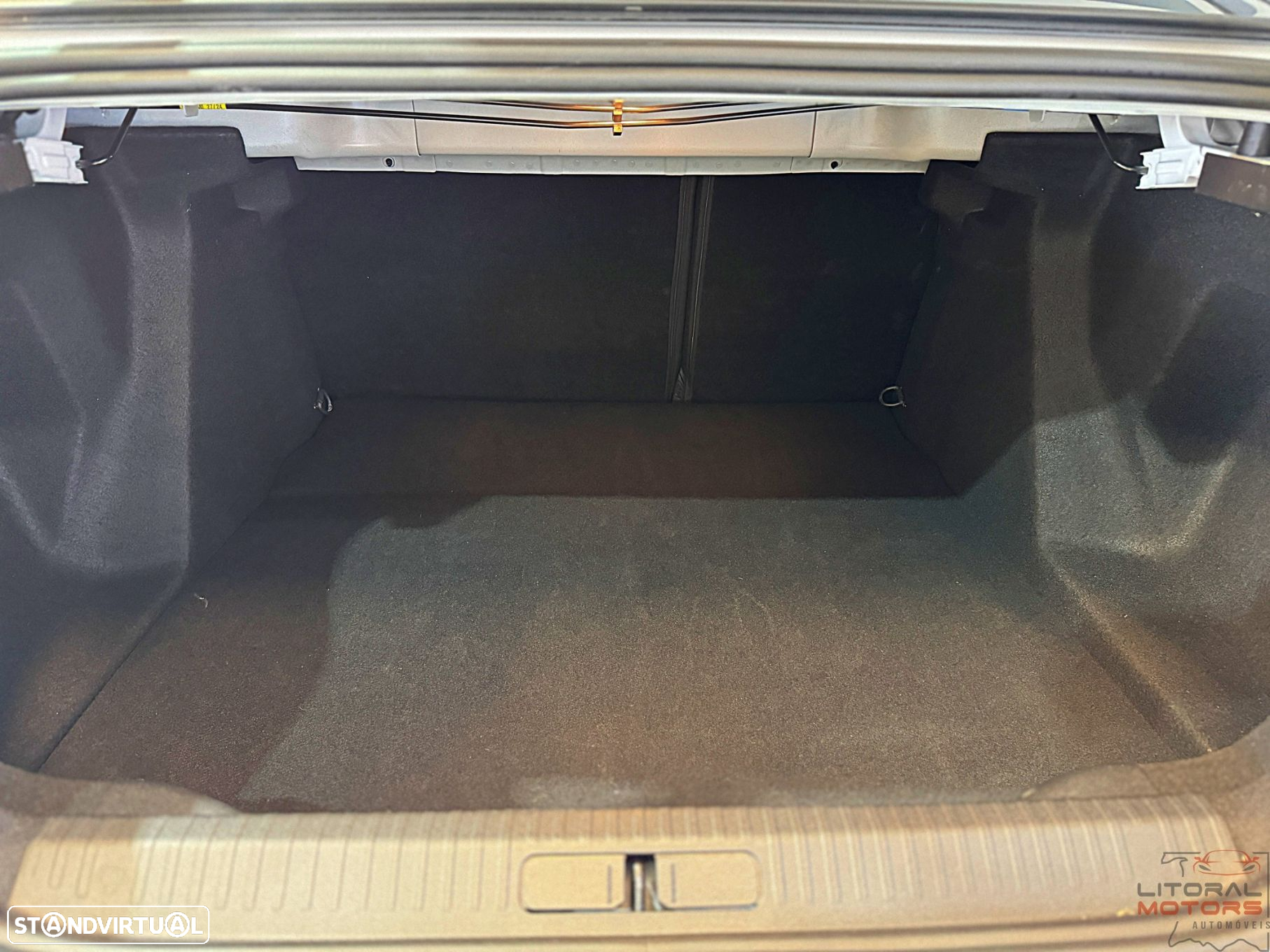 Citroën C4 X 1.2 PureTech Max EAT8 - 10