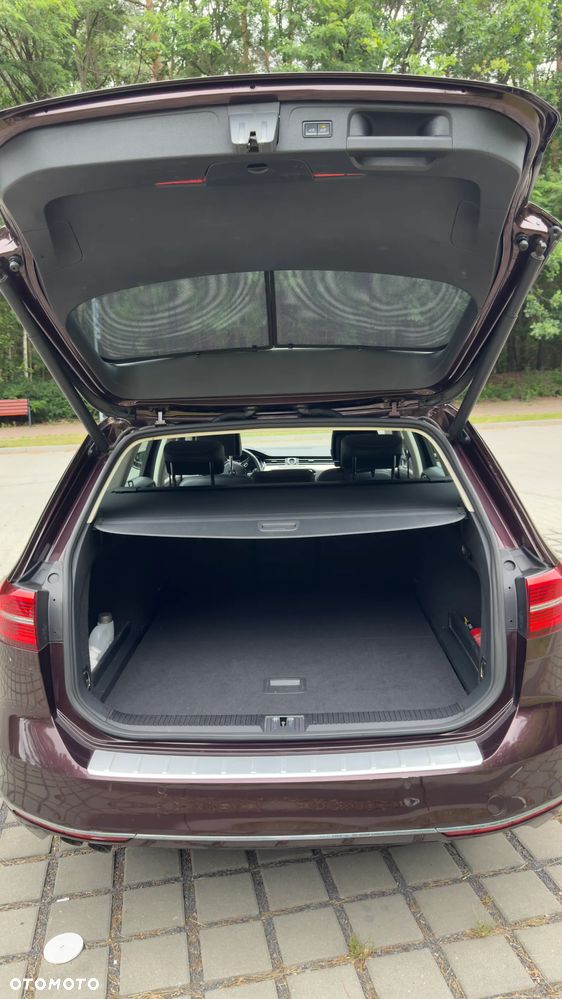 Volkswagen Passat Variant - 25