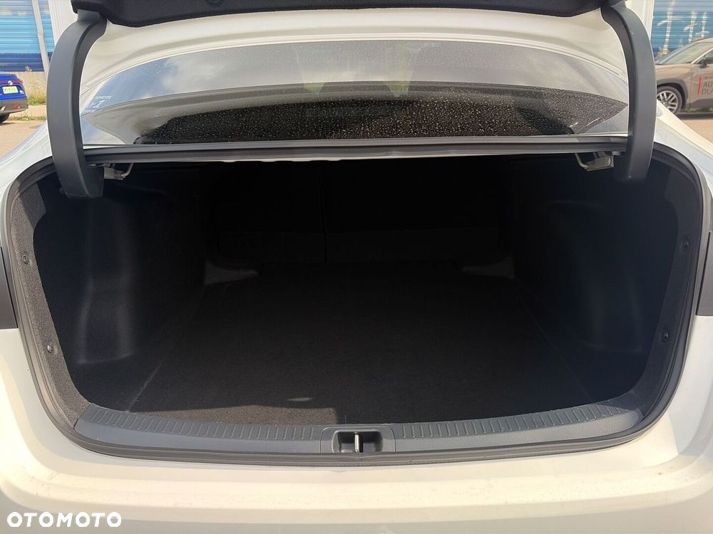 Toyota Corolla 1.8 Hybrid Style - 14