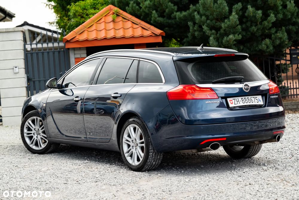 Opel Insignia 2.0 Turbo 4x4 Cosmo - 13