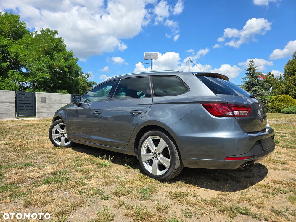 Seat Leon 2.0 TDI DPF Start&Stop DSG FR - 4