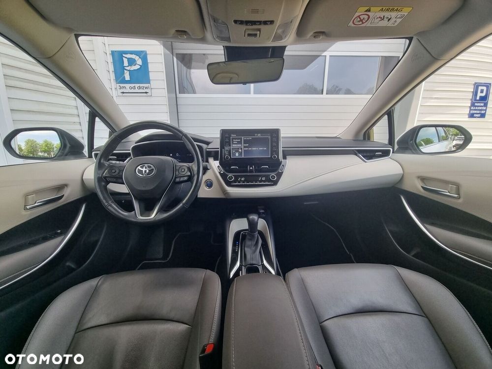 Toyota Corolla 1.8 Hybrid Executive - 3