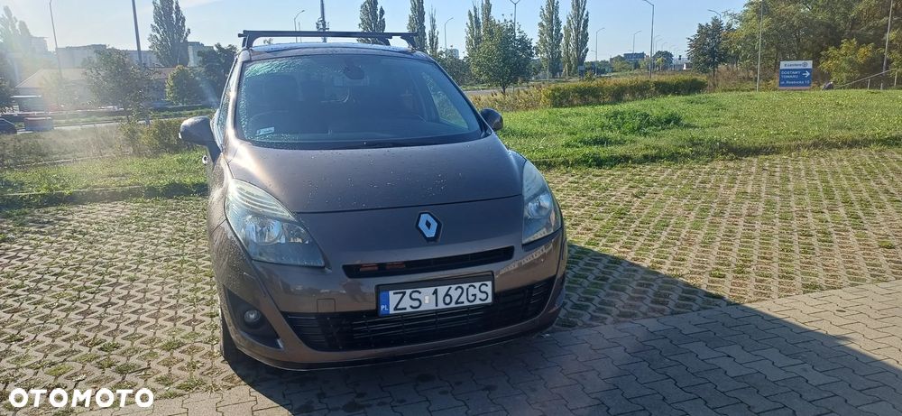 Renault Grand Scenic 2009 photo 2
