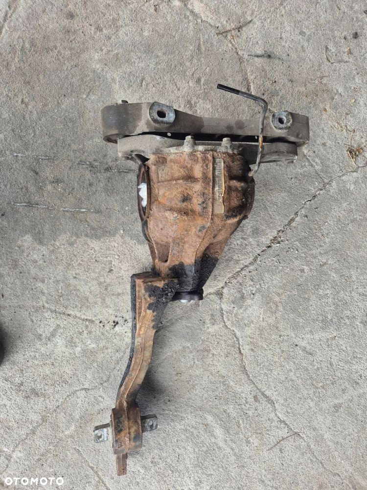 MOST TYLNY DYFERENCJAŁ MERCEDES VITO 639 2.2DCI A6393501314 - 1