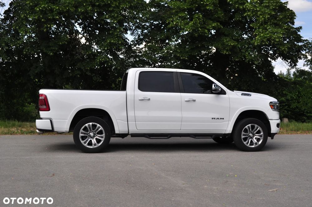 RAM 1500 5.7 Crew Cab Laramie - 11