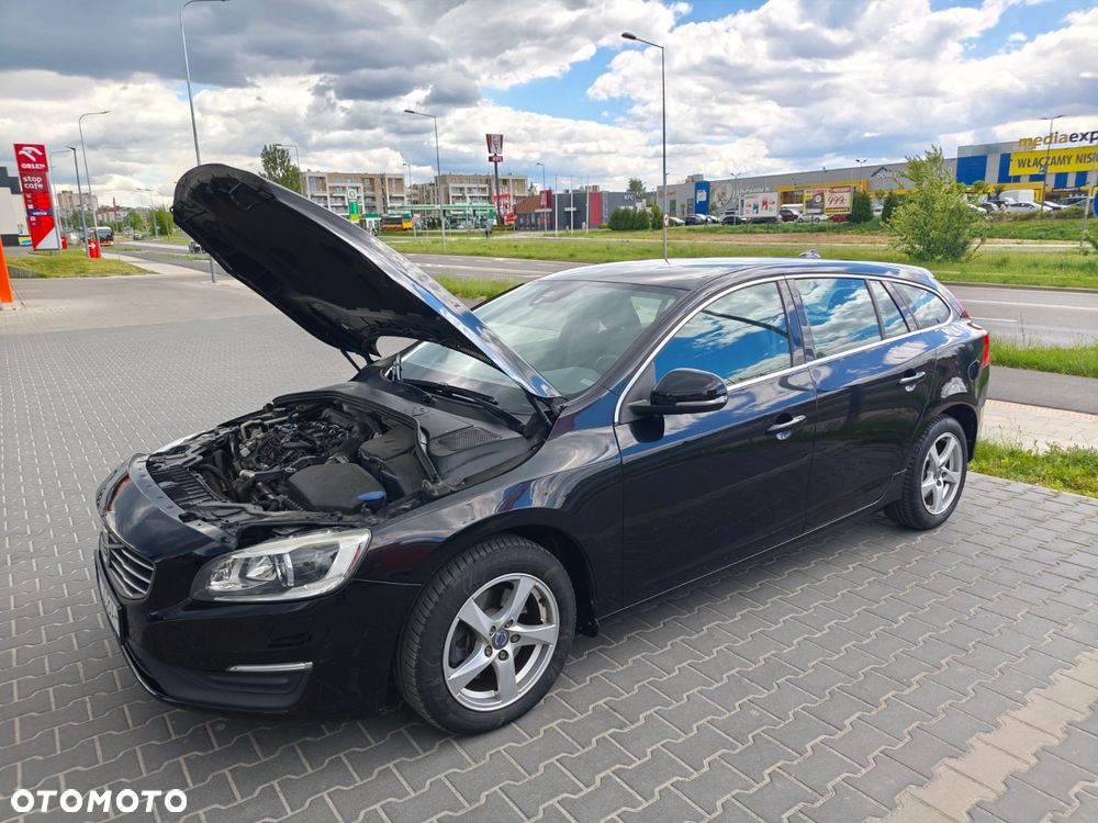 Volvo V60 D3 Drive-E Dynamic Edition (Momentum) - 15