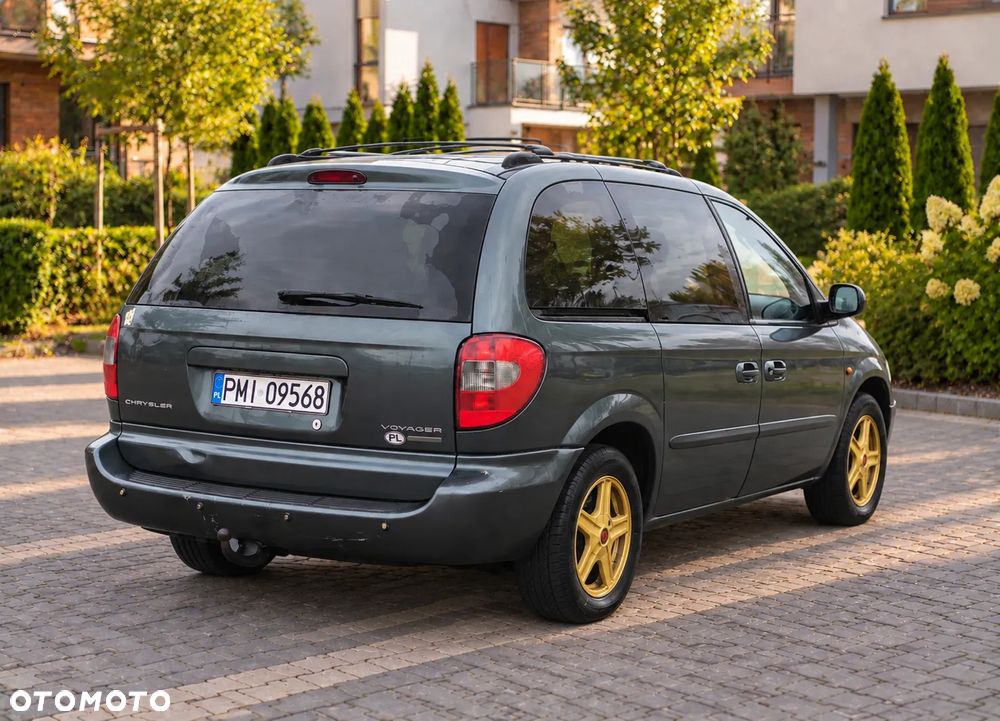 Chrysler Voyager 2.5L CRD LX - 3