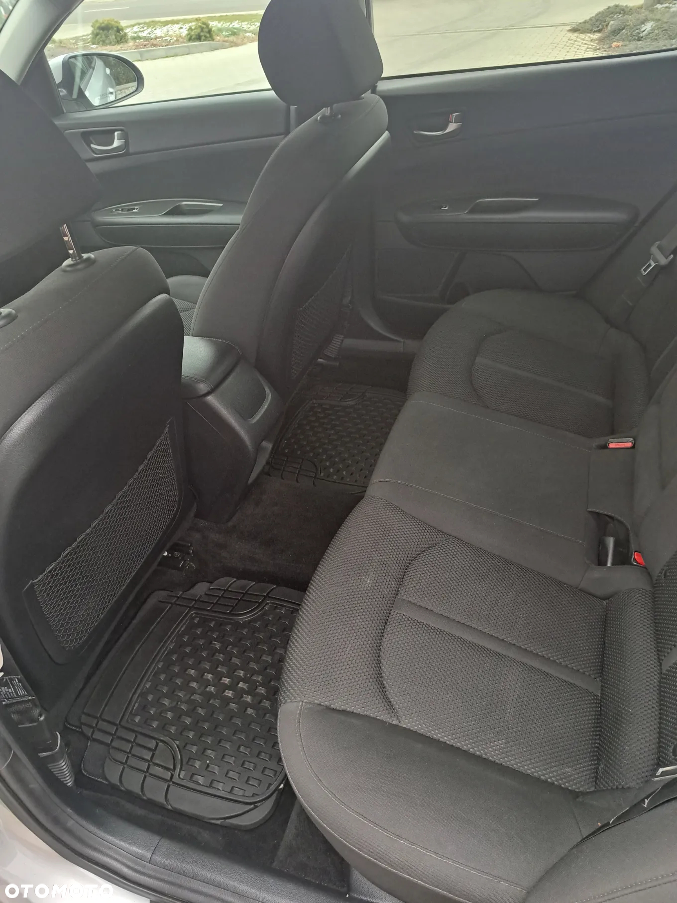 Kia Optima - 12