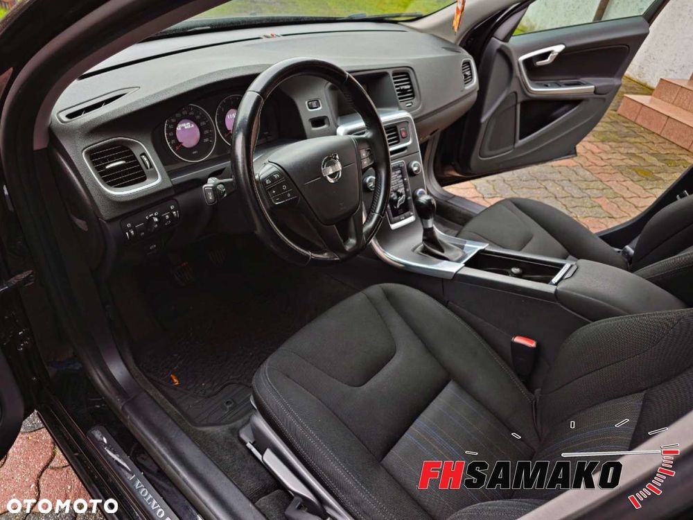 Volvo V60 - 33