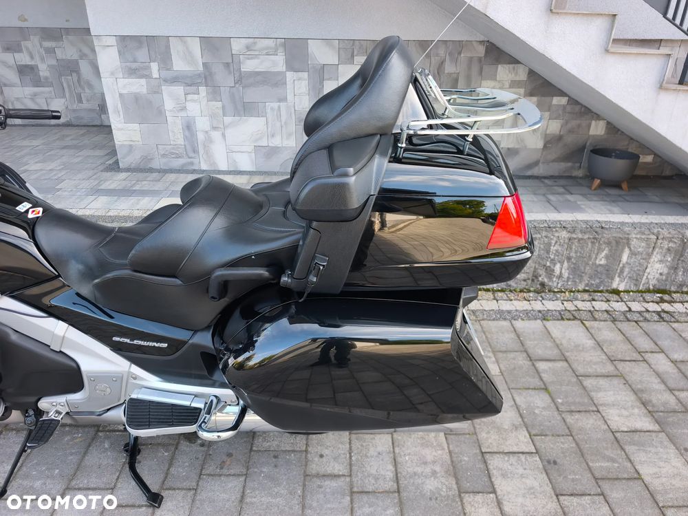Honda GL - 32