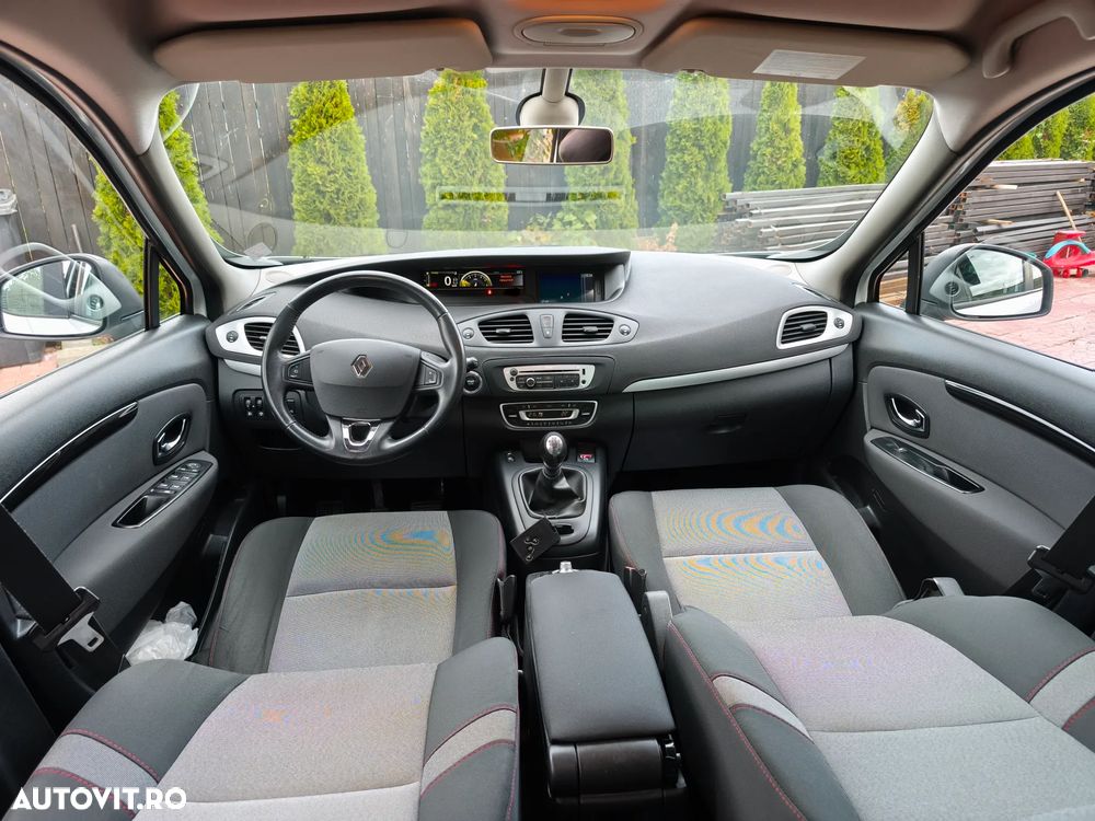 Renault Grand Scenic dCi 110 LIMITED - 21