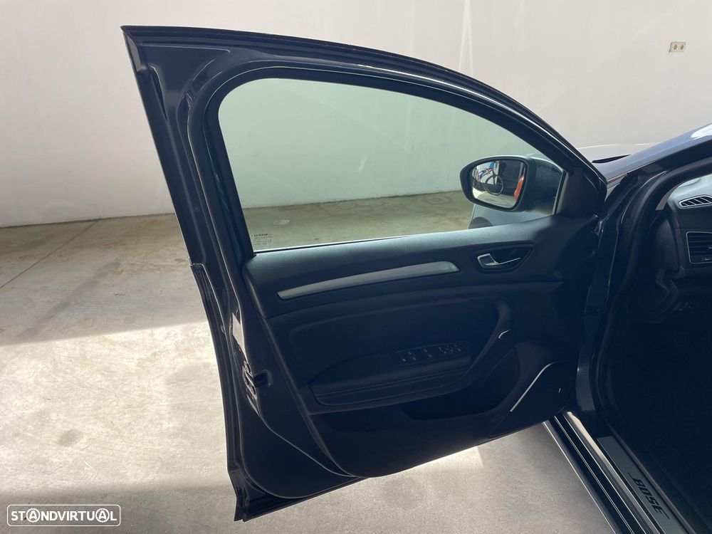 Renault Mégane ENERGY dCi 110 Start & Stop Bose Edition - 20