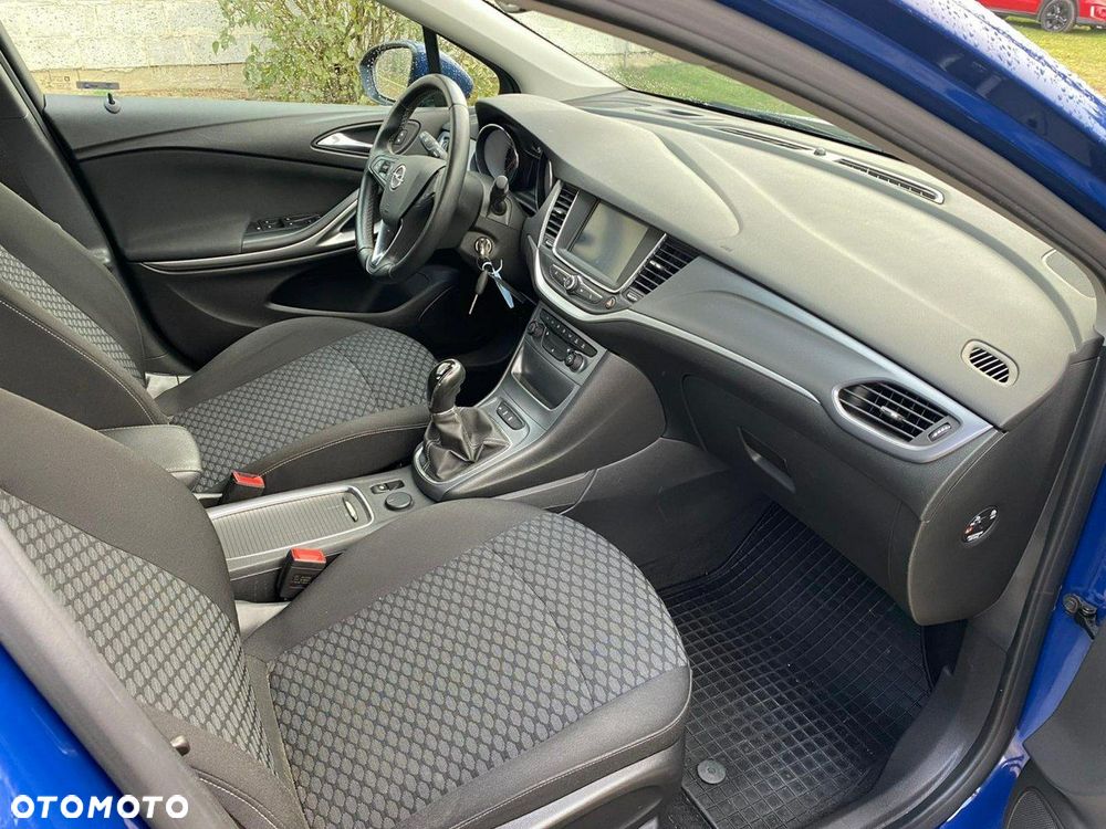 Opel Astra - 10