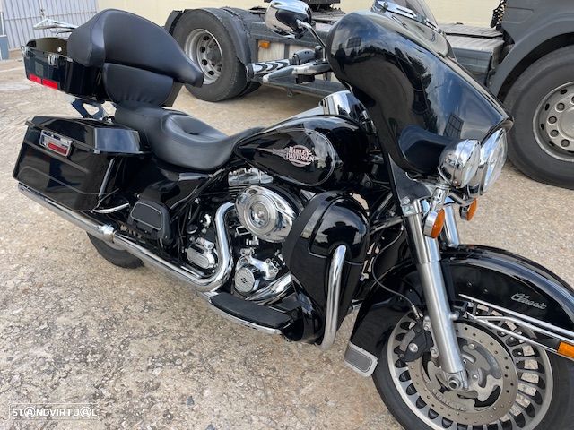 Harley-Davidson FLHTC FLHTC - 3