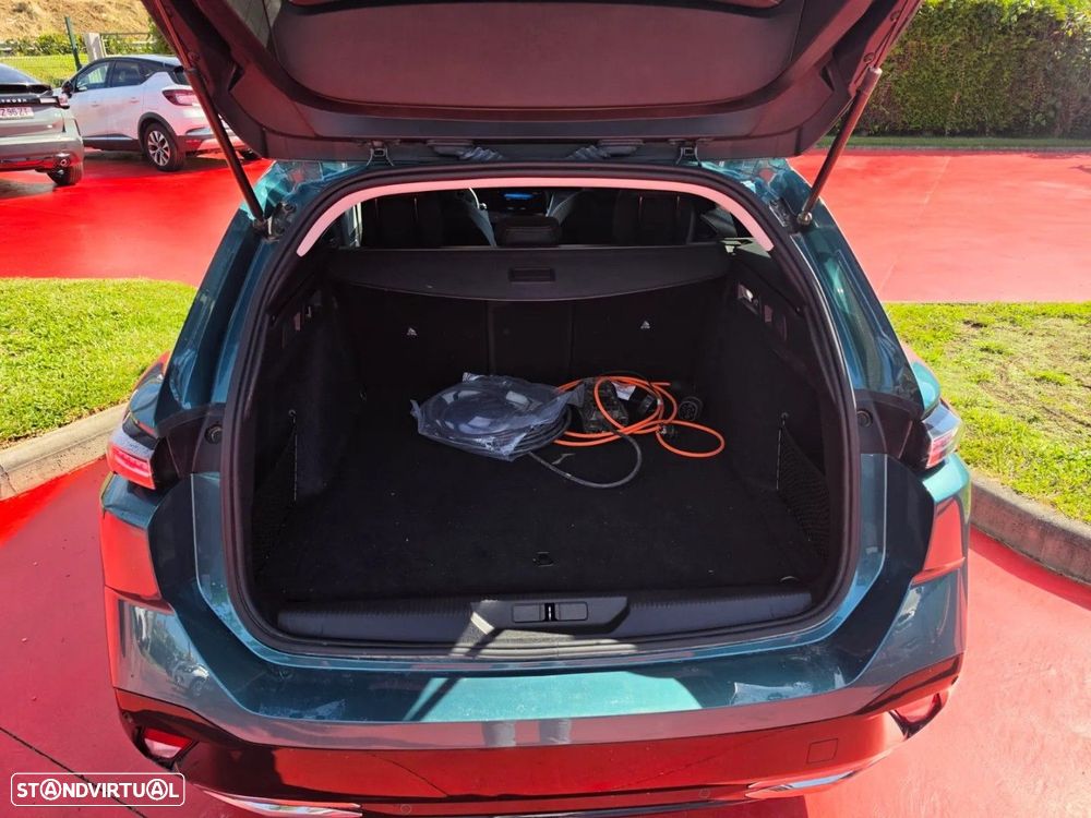 Peugeot 308 1.6 Hybrid Allure Pack e-EAT8 - 6