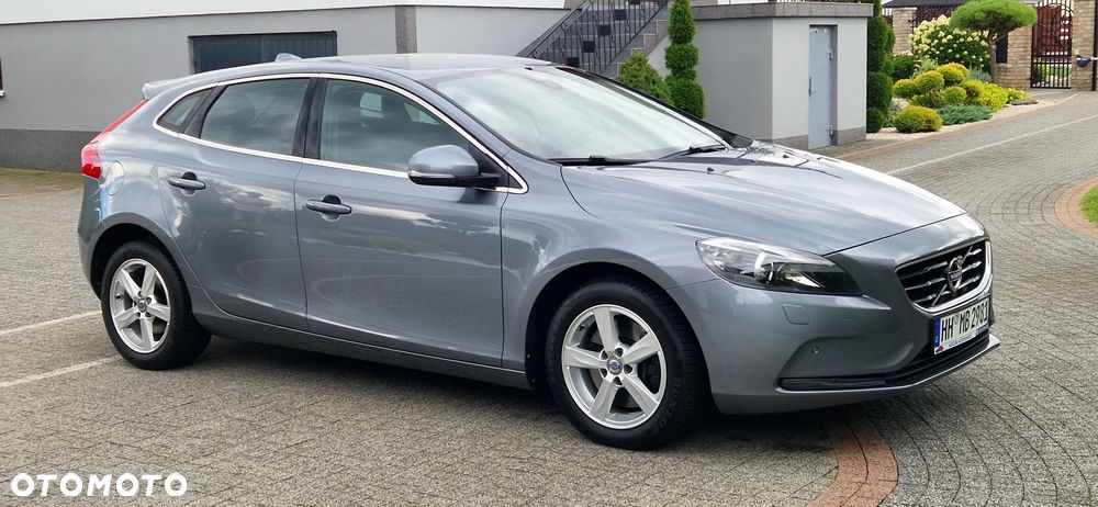 Volvo V40 - 2