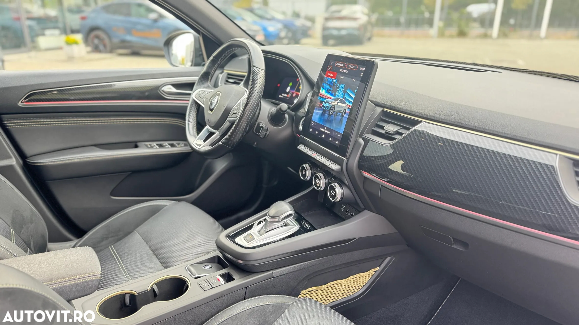 Renault Arkana E-TECH 145 Evolution - 13