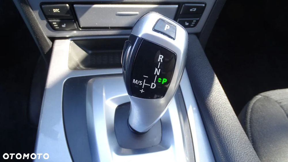 BMW Seria 5 525d - 18