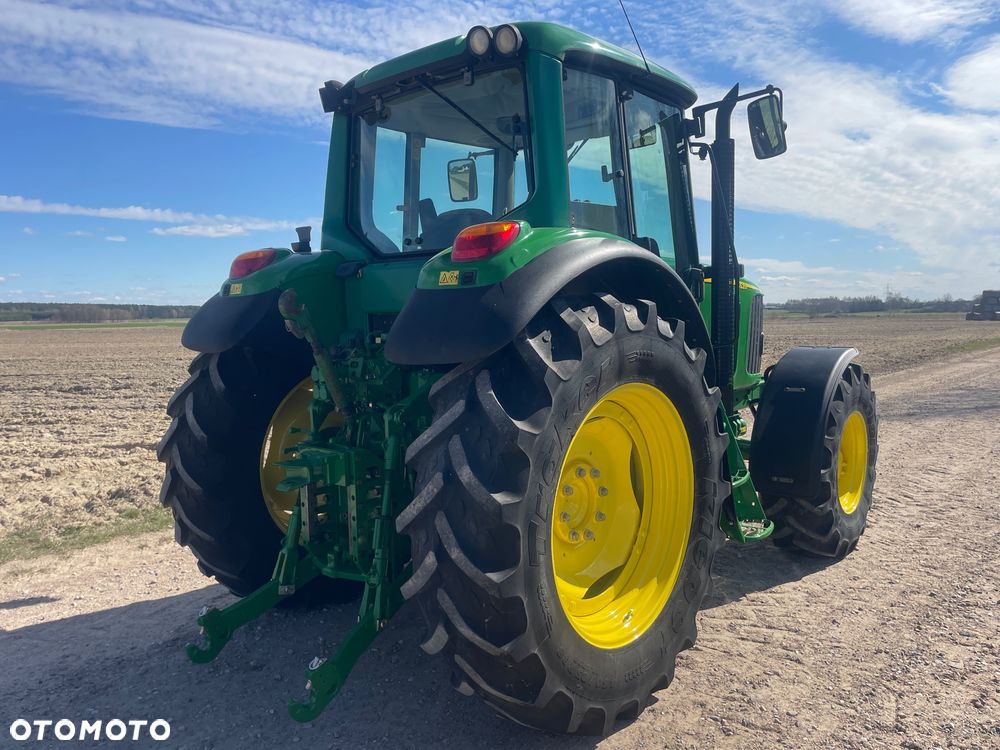 John Deere 6520 - 6