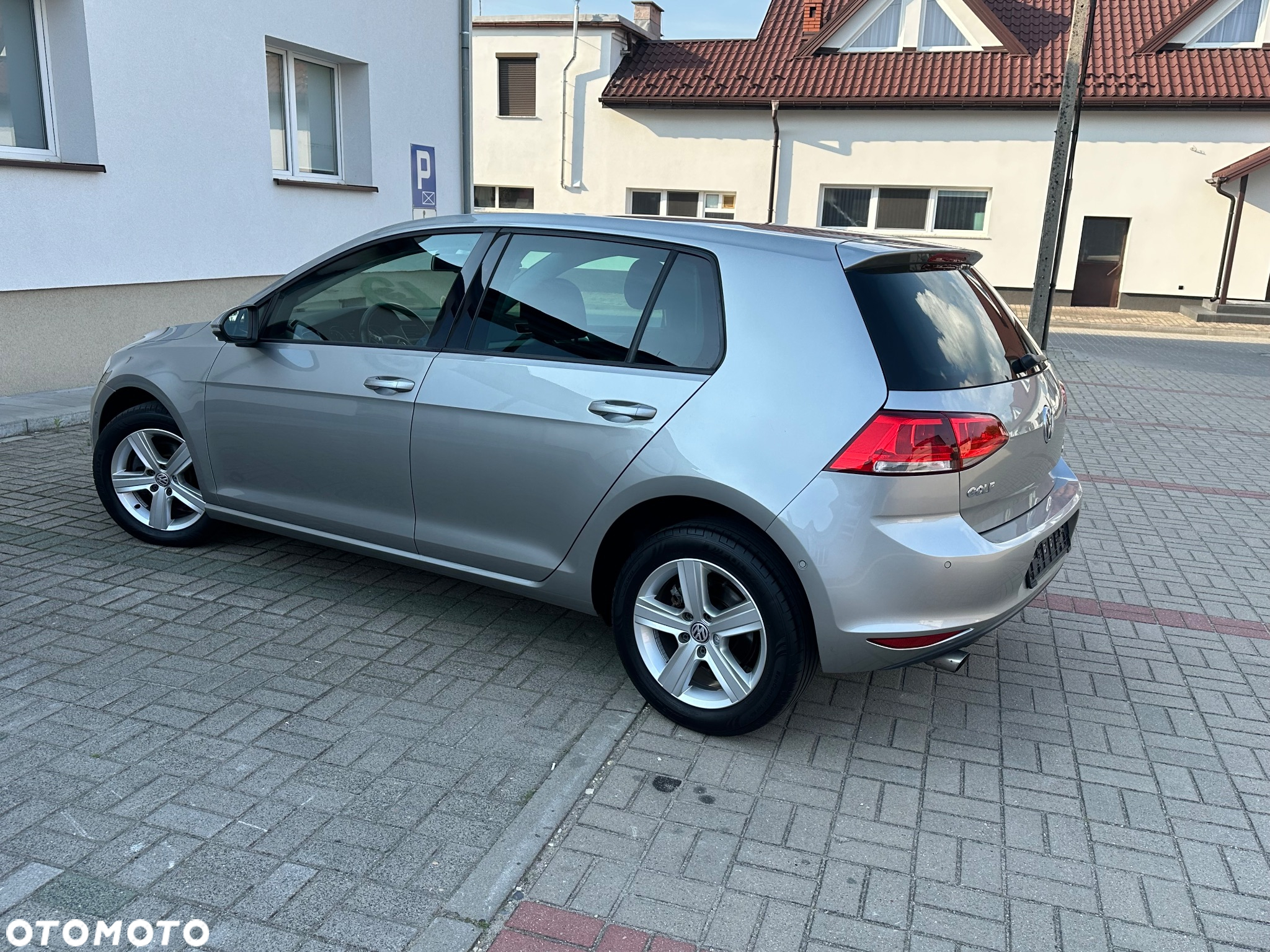Volkswagen Golf - 15