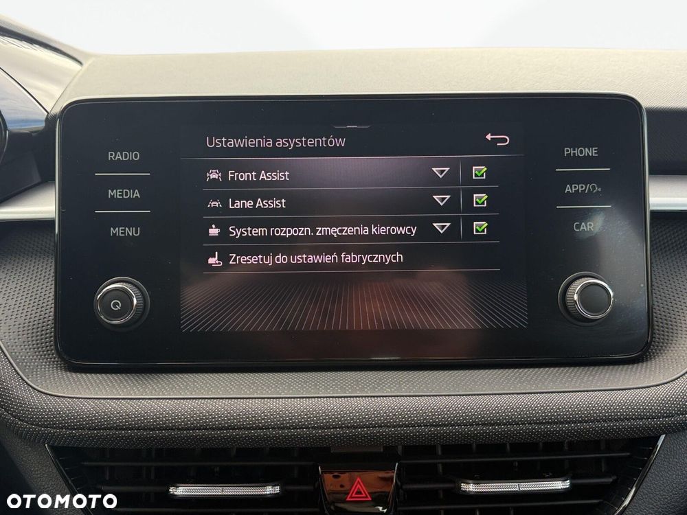 Skoda Fabia 1.0 Ambition - 28
