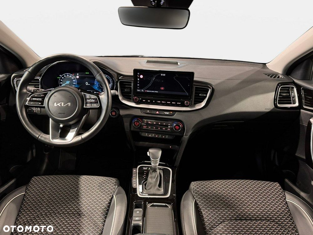 Kia XCeed - 19