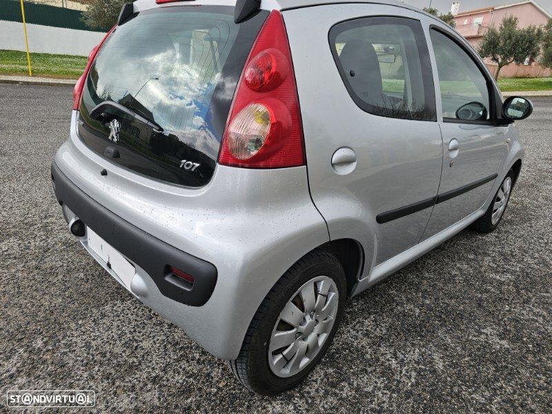 Peugeot 107 1.0 Urban - 18