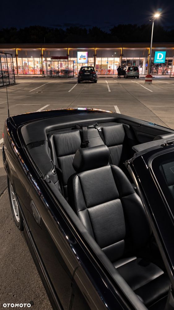 BMW Seria 3 320i - 25