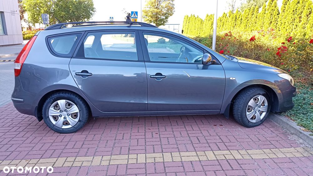 Hyundai i30 1.6 Comfort - 4