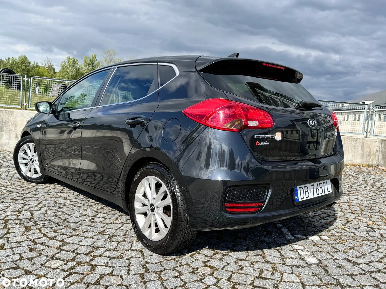 Kia Ceed 1.4 CVVT Dream Team Edition - 12